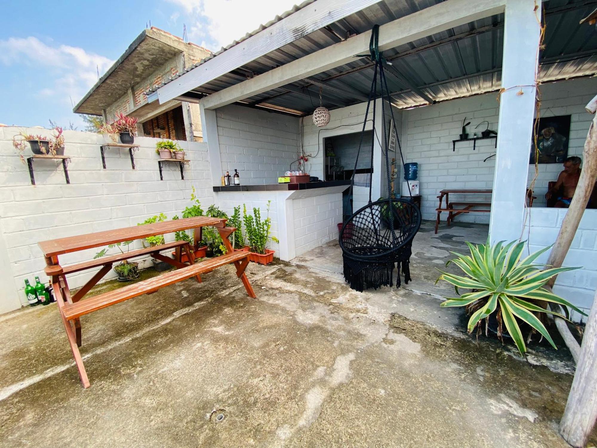 Js House View Hostel Karimunjawa Exterior photo